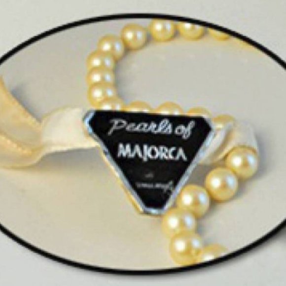 Majorca Pearl Necklace Hand Knot 6, 7 & 8 mm Spain Natural White 16 18 20 & 30" - Picture 3 of 6